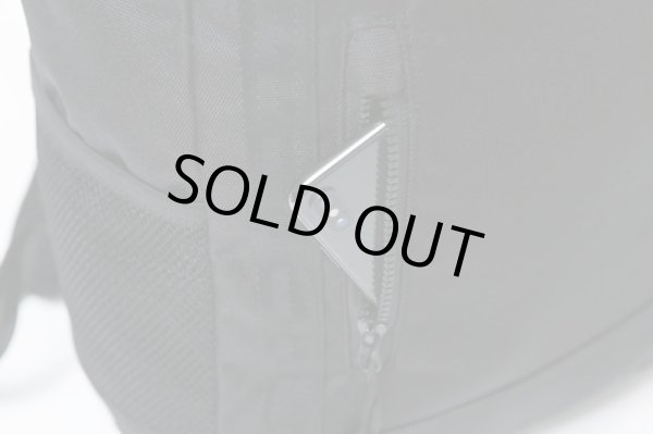 画像5: NEWERA : ボックスパック ミディアム 25L ブラック (5)