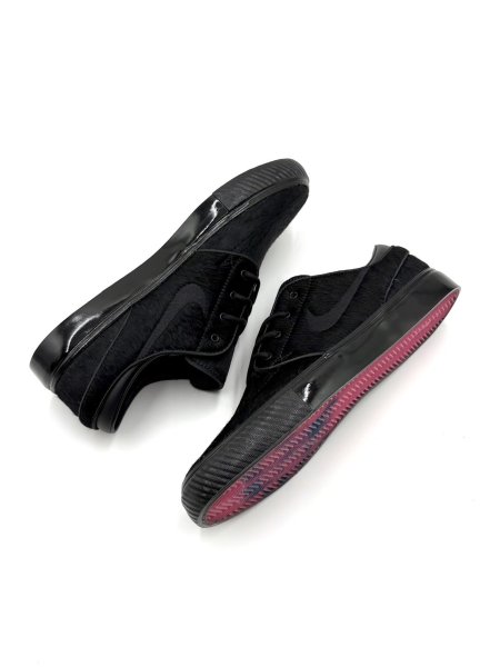 画像1: NIKE SB ZOOM JANOSKI OG+ “Black Pony Hair” (1)